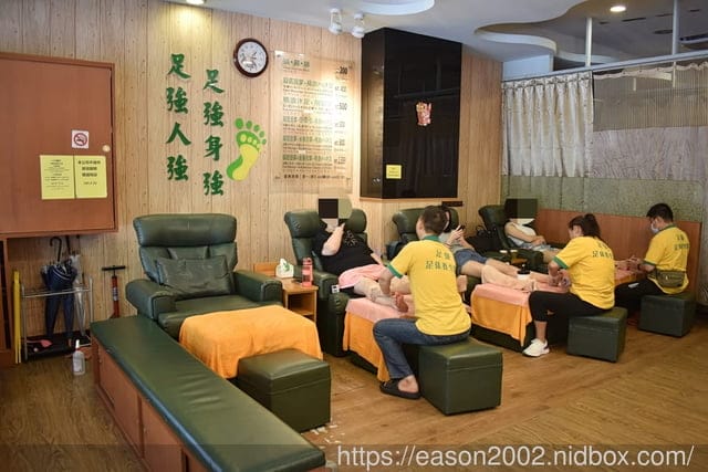西門按摩 | 足強足體養生館漢口店 足底按摩（45分鐘）+全身按摩 （50分鐘）外來觀光客最愛名店