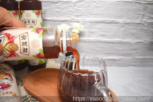 宅配美食推薦 | 虎騰印 甜菜根蔬果酵素發酵液 一瓶喝進 50 顆櫻桃的營養！擁有鐵質含量保證的每月補給飲 小資族的月事好夥伴，50 顆櫻桃的鐵質一瓶就滿足 每天一杯拿鐵的錢、讓姨媽不再失血又心煩