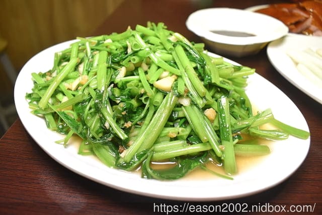 新北汐止美食推薦 | 丞相鵝肉 片皮鴨半鴨兩吃 脆皮片鴨包餅皮＋炒鴨菜 各式熱炒