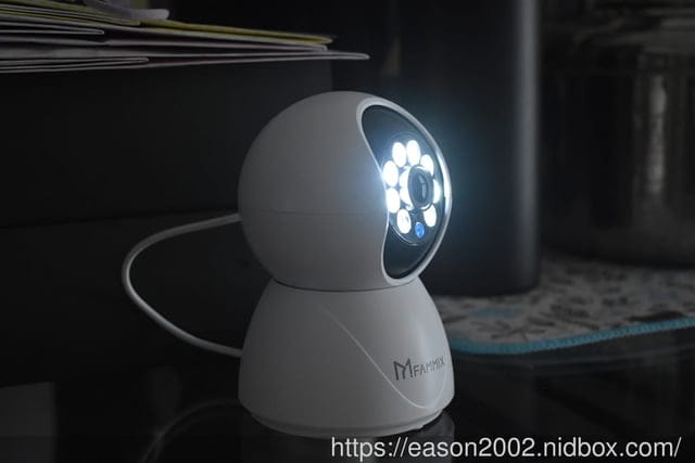 居家防護推薦 | 【FAMMIX 菲米斯】XF2 真 2K 400 萬畫素補光 Wi-Fi 旋轉網路攝影機/監視器 高畫質像素和全彩顯示畫面以及全面 AI 偵測性能，為您全天候管好你的居家安全
