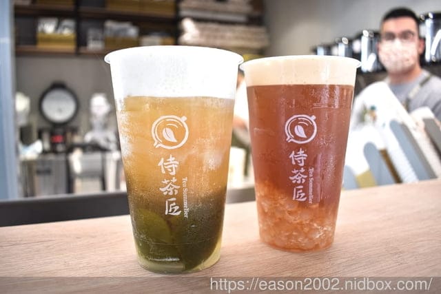 外送首選！全台唯一豆乳奶蓋專賣店 | 侍茶匠（天母芝山店）綿密 細緻 絲滑香濃的豆乳奶蓋 堅持使用漩茶技術 現點現漩杯杯現萃
