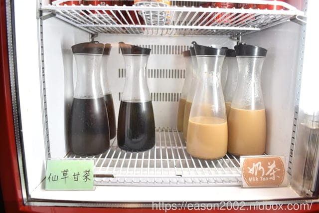 日式炭火燒烤吃到飽推薦 | 神來一爐燒肉永和店 日式炭火燒烤吃到飽 30 種以上新鮮食材隨你挑！15 種配料調製黃金比例獨門沾醬配方 全新搭配超享受！現點現切肉片、草蝦、鱸魚任你點、自助吧冰淇淋、啤酒