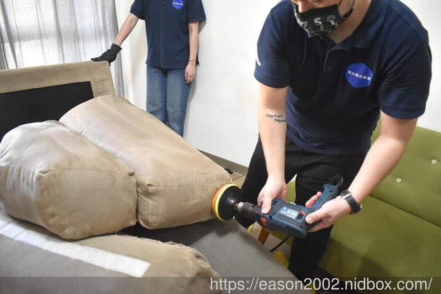 沙發清潔推薦 | 家的圖文聲書沙發、床墊除塵蟎清潔 親愛的～我把沙發變新了！！！專業儀器設備、清潔用品，貼心到府服務