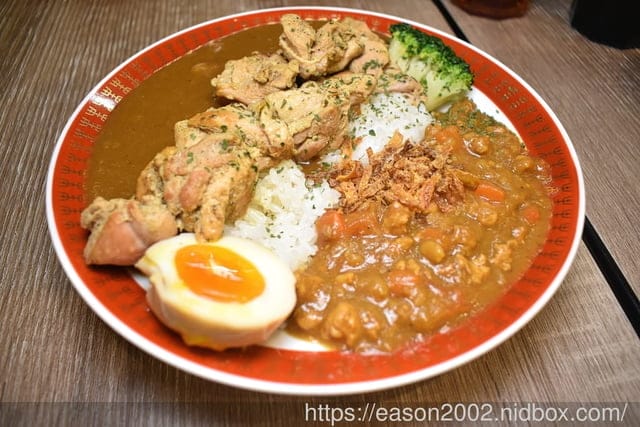 板橋捷運平價美食 | 小吉咖哩 新菜單上市 免費加飯加麵加咖哩