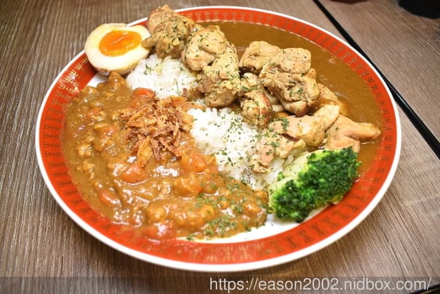 板橋捷運平價美食 | 小吉咖哩 新菜單上市 免費加飯加麵加咖哩