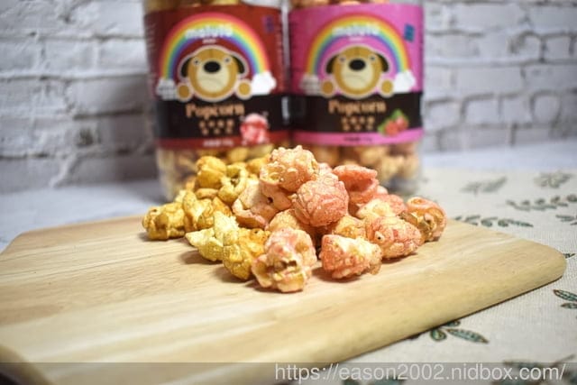 開架零食推薦 | Malulu 瑪魯魯爆米花 可愛討喜的日本「第一守護神犬」MALULU瑪魯魯 大人風龍蝦口味 v.s 孩子氣的草莓風味