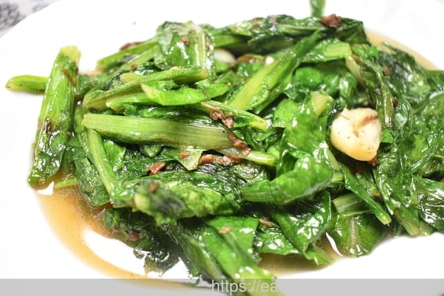 彰化伴手禮推薦-饗禮點我  | 饗禮點我·送禮選我 彰化關廟麵+香菇香椿醬 堅持日曬，麵條口感就是彈牙 堅持手抄，零味精、零防腐劑，健康無負擔