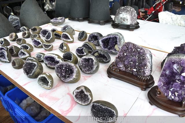 桃園水晶批發零售推薦 | 恬芯晶品各式天然水晶礦石批發零售(桃園八德)開運水晶 紫晶洞 巴西烏拉圭水晶 價格 晶鎮晶片 造型水晶風水擺飾 瑪瑙聚寶盆 骨幹水晶 收藏挑選