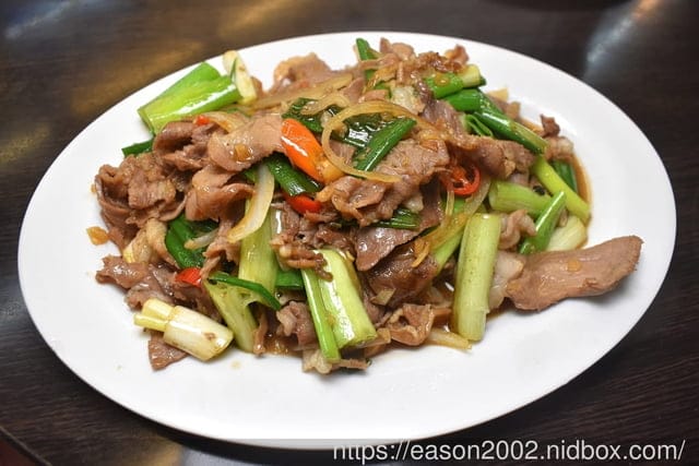 宜蘭窯烤雞推薦 | 宜蘭百匯窯烤雞餐廳/二連霸榮獲十大好食餐廳 濃郁薰香窯烤雞，肉質鮮嫩不乾柴 人氣美食 五更腸旺 二度得獎關鍵