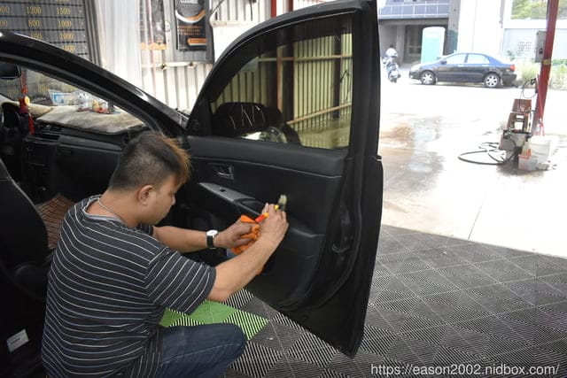 竹北手工洗車推薦 | 洗來登汽車美容中心 佔地200坪大型手工兼自助洗車美容中心 聘請國際級汽車美容師傅領其深耕十年以上專業美容團隊
