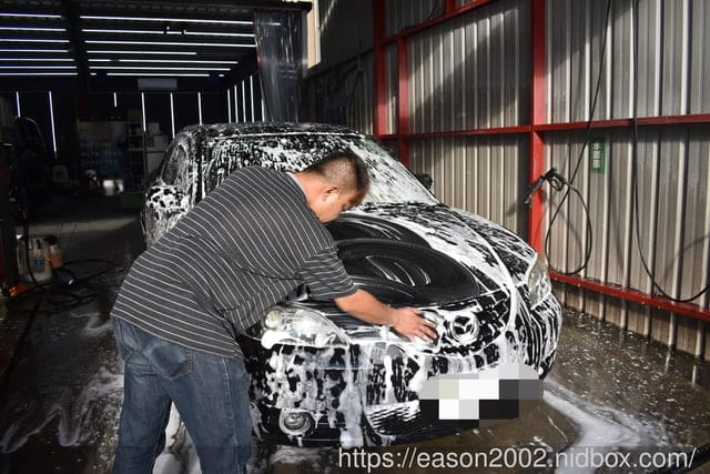 竹北手工洗車推薦 | 洗來登汽車美容中心 佔地200坪大型手工兼自助洗車美容中心 聘請國際級汽車美容師傅領其深耕十年以上專業美容團隊