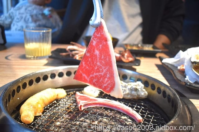 桃園燒肉吃到飽餐廳推薦 | 伍將日式燒肉火鍋吃到飽-南崁店 最低只要NT$698 就可以享受精緻燒肉、火鍋自助吧、飲料吧、冰淇淋吧（Cold Stone、卡比索）、甜點櫃、熟食區、啤酒暢飲 無限量供應