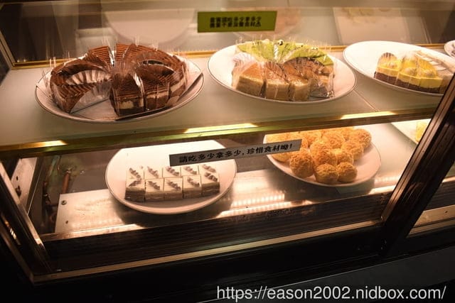桃園燒肉吃到飽餐廳推薦 | 伍將日式燒肉火鍋吃到飽-南崁店 最低只要NT$698 就可以享受精緻燒肉、火鍋自助吧、飲料吧、冰淇淋吧（Cold Stone、卡比索）、甜點櫃、熟食區、啤酒暢飲 無限量供應