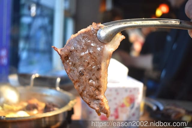 桃園燒肉吃到飽餐廳推薦 | 伍將日式燒肉火鍋吃到飽-南崁店 最低只要NT$698 就可以享受精緻燒肉、火鍋自助吧、飲料吧、冰淇淋吧（Cold Stone、卡比索）、甜點櫃、熟食區、啤酒暢飲 無限量供應