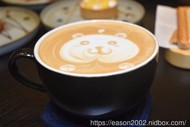 台中西屯區 精品咖啡 手作甜點 | 湮云 Lostcloud Cafe 復古收音機的主題咖啡廳 安靜舒適的空間，合適讀書、聊天、辦公、洽談工作、公司行號包場開會