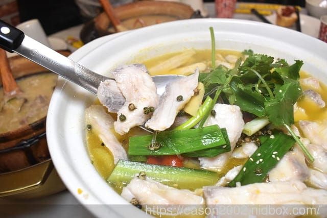 板橋美食 | 稻香園陳記潮汕砂鍋粥板橋三民店 現撈海鮮、生米細熬的海鮮砂鍋粥 鮮甜美味 搭配私房料理 板橋宵夜、外送首選