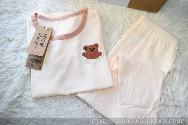 育兒好物 | kiki story 韓國空氣衣品牌 雲朵衣2.0 韓國原料，生產製造的韓國童裝 韓國空運來台 親膚貼身、好透氣 給寶寶從未體驗過的輕柔雲朵觸感
