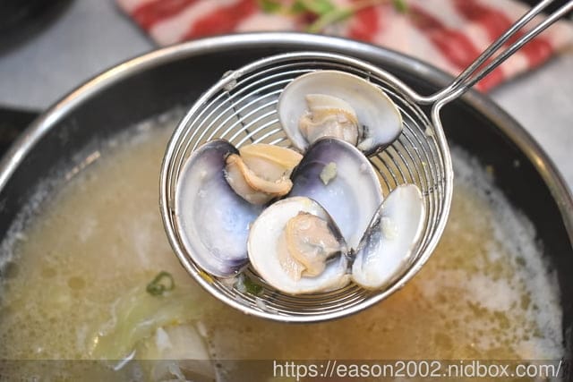 台北捷運美食 | 熟度火鍋文山景美店 每天吃的平價火鍋店 提供11種風味湯底可以選擇 爆炒湯底 異國風味湯底 創意湯底