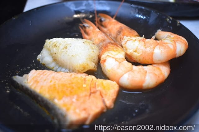 台北捷運美食 | 熟度火鍋文山景美店 每天吃的平價火鍋店 提供11種風味湯底可以選擇 爆炒湯底 異國風味湯底 創意湯底