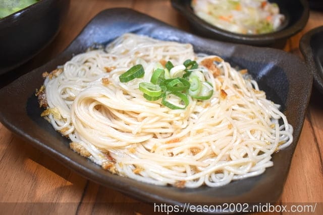 新莊美食 | 蜀羊-一碗小羊肉 新莊宏匯廣場7樓美食街 湯頭清甜甘醇 羊肉肉質軟嫩 吃起來沒有羊騷味