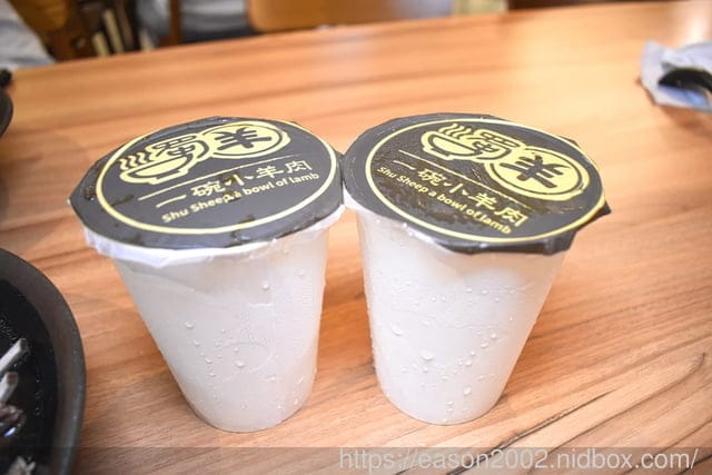 新莊美食 | 蜀羊-一碗小羊肉 新莊宏匯廣場7樓美食街 湯頭清甜甘醇 羊肉肉質軟嫩 吃起來沒有羊騷味
