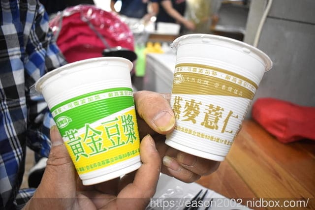 新北板橋巷弄美食 | 板凳麵 手工現擀的眷村美食 捲餅Q彈有勁 份量飽足 招牌炙燒牛五花湯 濃郁醇厚