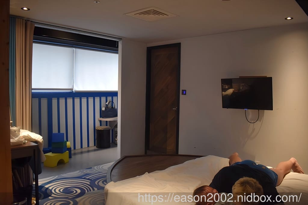 台中住宿推薦 | 草悟道文旅 親子三人房開箱 提供豐盛美味的早餐 近台中草悟道廣場、勤美誠品綠園道旁