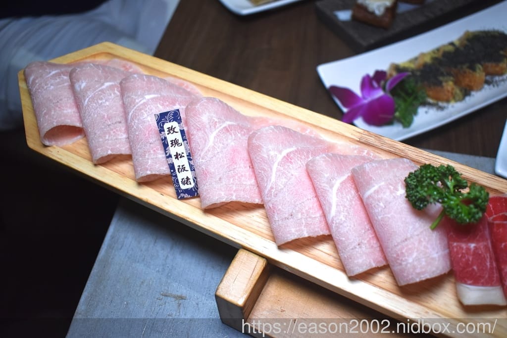 台中火鍋推薦 | 禧珍家新中式火鍋 首推獨家湯底「孟婆湯」、「螺獅粉」，還有老闆私房手路菜