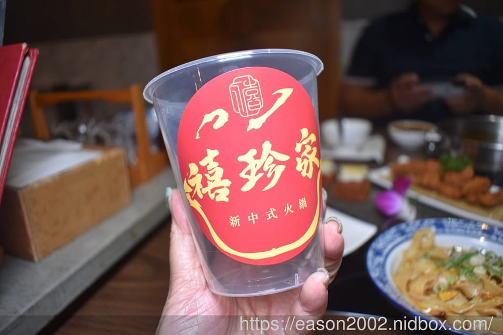 台中火鍋推薦 | 禧珍家新中式火鍋 首推獨家湯底「孟婆湯」、「螺獅粉」，還有老闆私房手路菜
