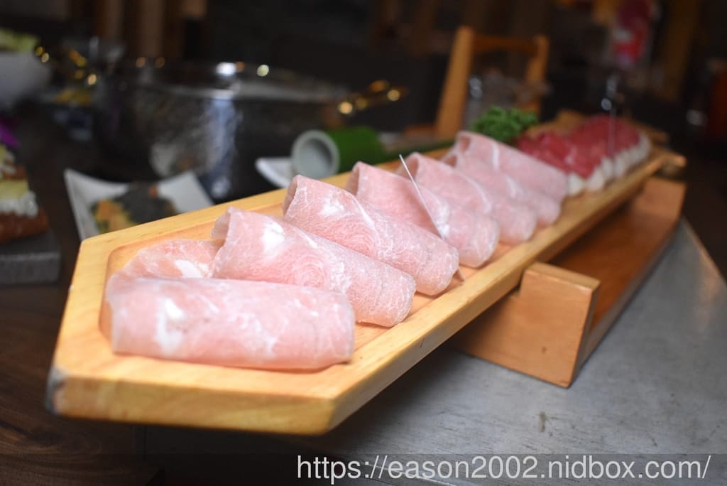 台中火鍋推薦 | 禧珍家新中式火鍋 首推獨家湯底「孟婆湯」、「螺獅粉」，還有老闆私房手路菜