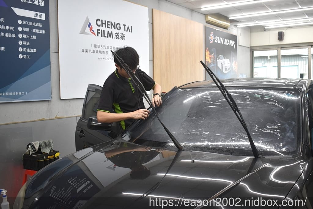 五股汽車隔熱紙推薦 | 成泰隔熱紙  格菱威GreenWay隔熱紙 省預算CP值E系列 舊換新首選 王陽明都在他們家貼的