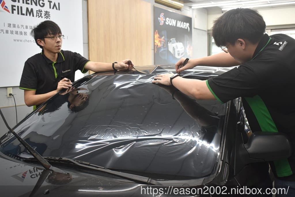 五股汽車隔熱紙推薦 | 成泰隔熱紙  格菱威GreenWay隔熱紙 省預算CP值E系列 舊換新首選 王陽明都在他們家貼的