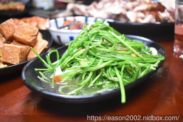 台北桶仔雞推薦 | 雞老闆桶仔雞長春店 當月壽星送桶仔雞（或送烤雞）慶生 沒有壽星，消費也免費請你吃雞