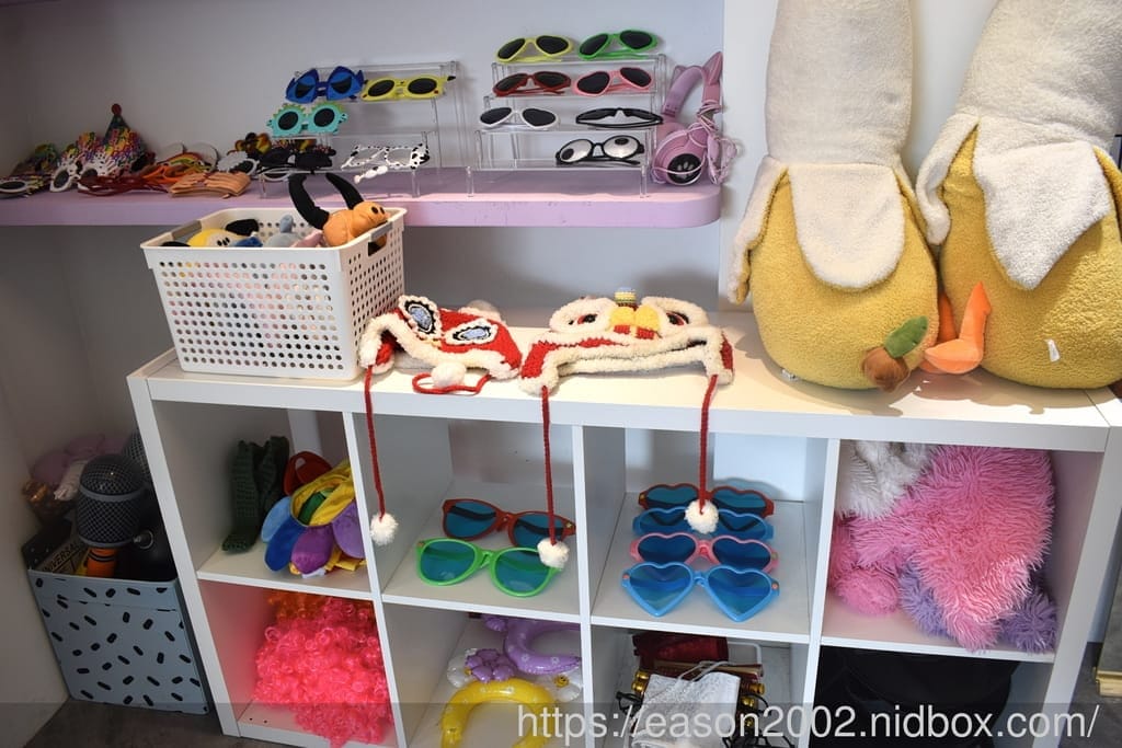Ucube 韓式拍貼 台中一中店 | 全台第一間複合式韓式拍貼館 免費夢幻換衣間、整髮器、各式服裝、配飾 現場列印之外，另外還有電子檔（敲可愛的動動GIF）