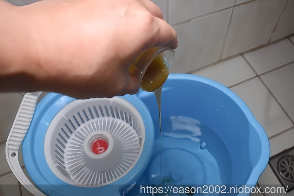 生活好物推薦 | 南法香頌 歐巴拉朵速潔橄欖油黑肥皂 一瓶抵多瓶的萬用清潔劑 低敏配方，不傷玉手 嬰幼兒、毛小孩家庭也能使用