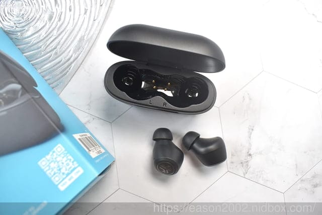 降噪耳機推薦 | JLab JBuds ANC 3 真無線藍牙耳機 防塵防水 無須擔心汗水與戶外下雨 還有內建充電線