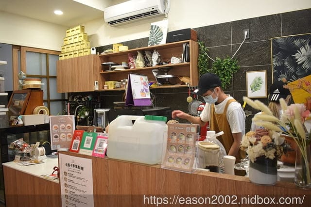 母親節蛋糕 |  4k手作烘焙 芒果爆爆裸蛋糕6吋 爆量新鮮愛文芒果 當日新鮮手作 健康、低糖、少油膩