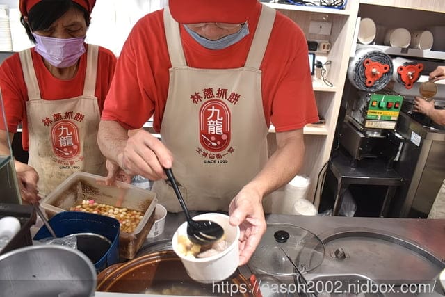 士林捷運站美食 | 九龍粉圓豆花+林家蔥抓餅 超絕配的銅板美食組合