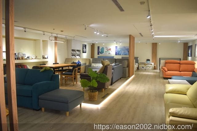 台北沙發推薦 | 愛加沙發台北總工廠 客製化手工沙發推薦 工廠直營台灣製造 10年保固