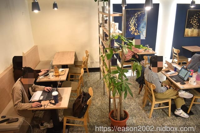 三重不限時咖啡廳 | Cozy coffee 可集咖啡 三重門市 免百元咖啡，待一下午 舒適空間 附設插座、免費wifi