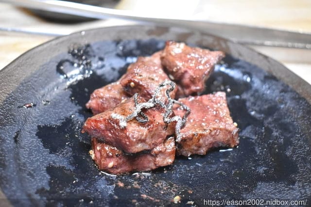 蘆洲燒肉推薦 | 在地經營23年老店 燒肉屋(蘆洲店)~感受日式炭火魅力 捷運徐匯中學站、徐匯廣場正後方