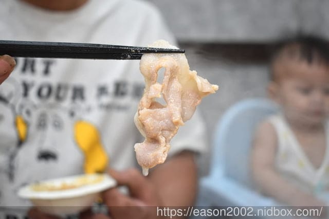 百元鍋物也有免費自助吧吃到飽！？ | 逸小鍋鍋物蘆洲店 湯頭多達20多種可以選擇，還有4款素食湯底 肉品買一送一