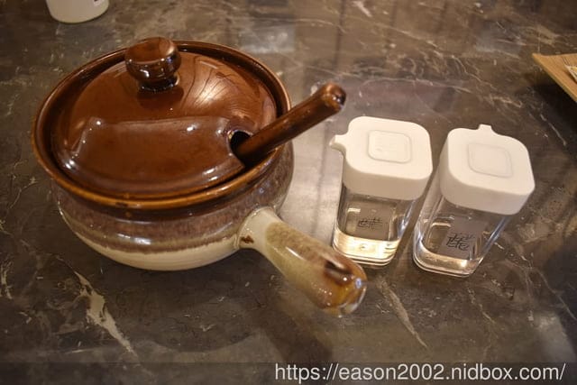 桃園牛肉麵推薦 | 集英會牛肉麵館-中央東店 濃郁醇厚的湯底 麵條Q彈有勁 飲料、冰淇淋無限量供應