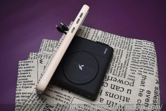 行動電源推薦 | 【YOMIX優迷】八合一自帶線22W三孔快充10000mAh可拆插頭行動電源(PD/QC快充/電量顯示/MagSafe/自帶雙線/iWatch磁吸充/超能充）