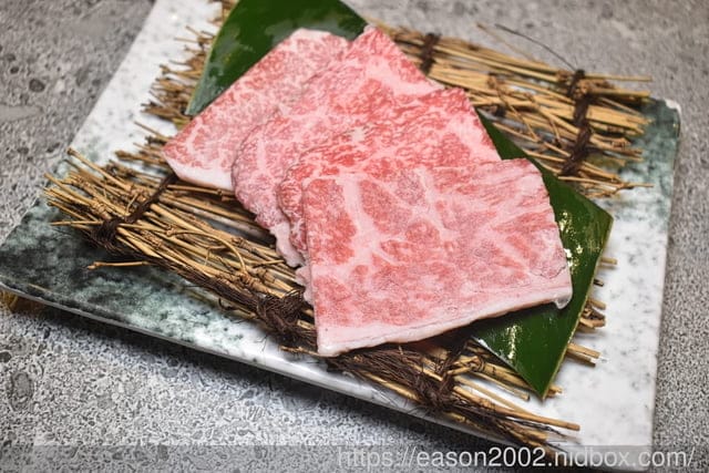 桃園和牛吃到飽餐廳推薦 | 鬥佐燒肉桃園店 新菜單上線 加價NT$618 享日本A5和牛、鮭魚菲力無限量供應吃到飽 還有啤酒、沙瓦免費無限量暢飲