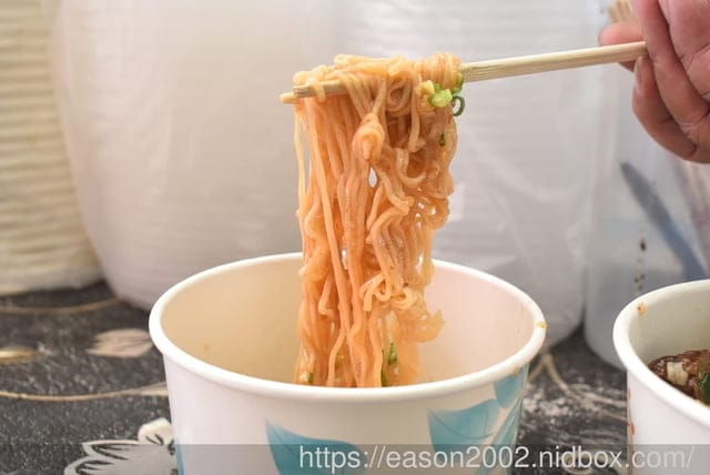 宜蘭路邊小吃推薦 | 蒜真蒜香豆干 獨門配方 蒜泥、香蔥給量超大氣 淡淡的蒜香、入味不死鹹