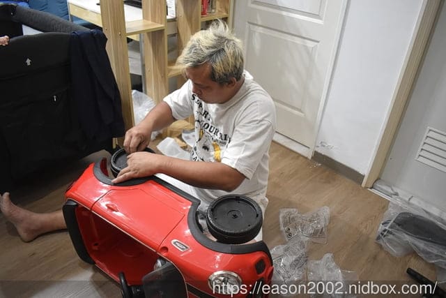 Snmartmom 聰明媽咪 | MINI Cooper 嬰幼兒造型滑步車 Push Car 台灣獨家代理 可拆卸操控推桿，輕鬆操控助步推行 兒童手推車、平衡車、兒童滑步車 推薦