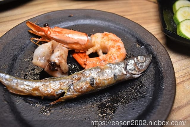 蘆洲父親節、情人節聚餐推薦 | 燒肉屋（蘆洲店）近徐匯中學捷運站 套餐、單點 都“狠”可以的炭火燒肉～