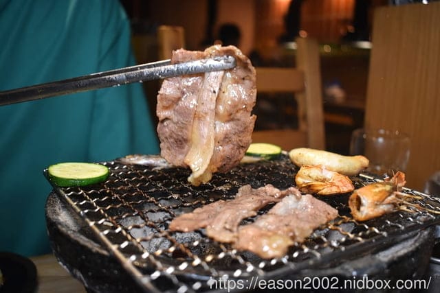 蘆洲父親節、情人節聚餐推薦 | 燒肉屋（蘆洲店）近徐匯中學捷運站 套餐、單點 都“狠”可以的炭火燒肉～
