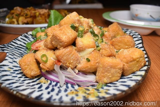 屏東恆春住宿推薦 | 墾丁富麗敦飯店 一泊二食 豪華晚餐4選1 中西式自助早餐吃到飽 還有戶外泳池、娛樂室、KTV及兒童遊戲室 等等